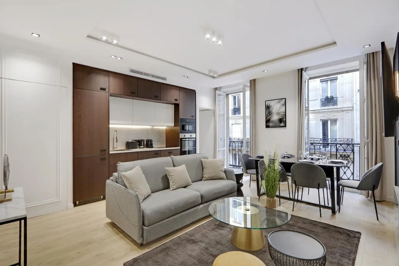 Cmg - Montorgeuil / Centre De Paris location