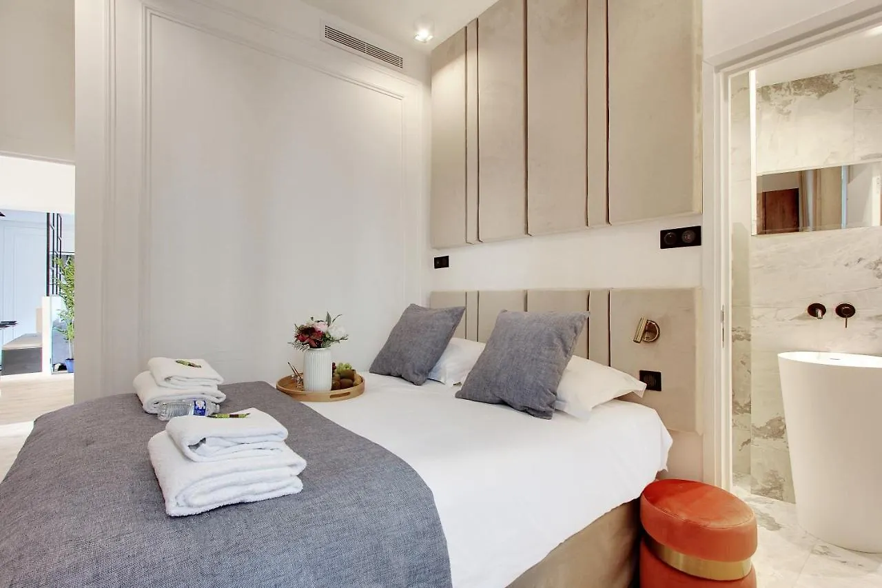 Cmg - Montorgeuil / Centre De Paris Apartment 0*,  France